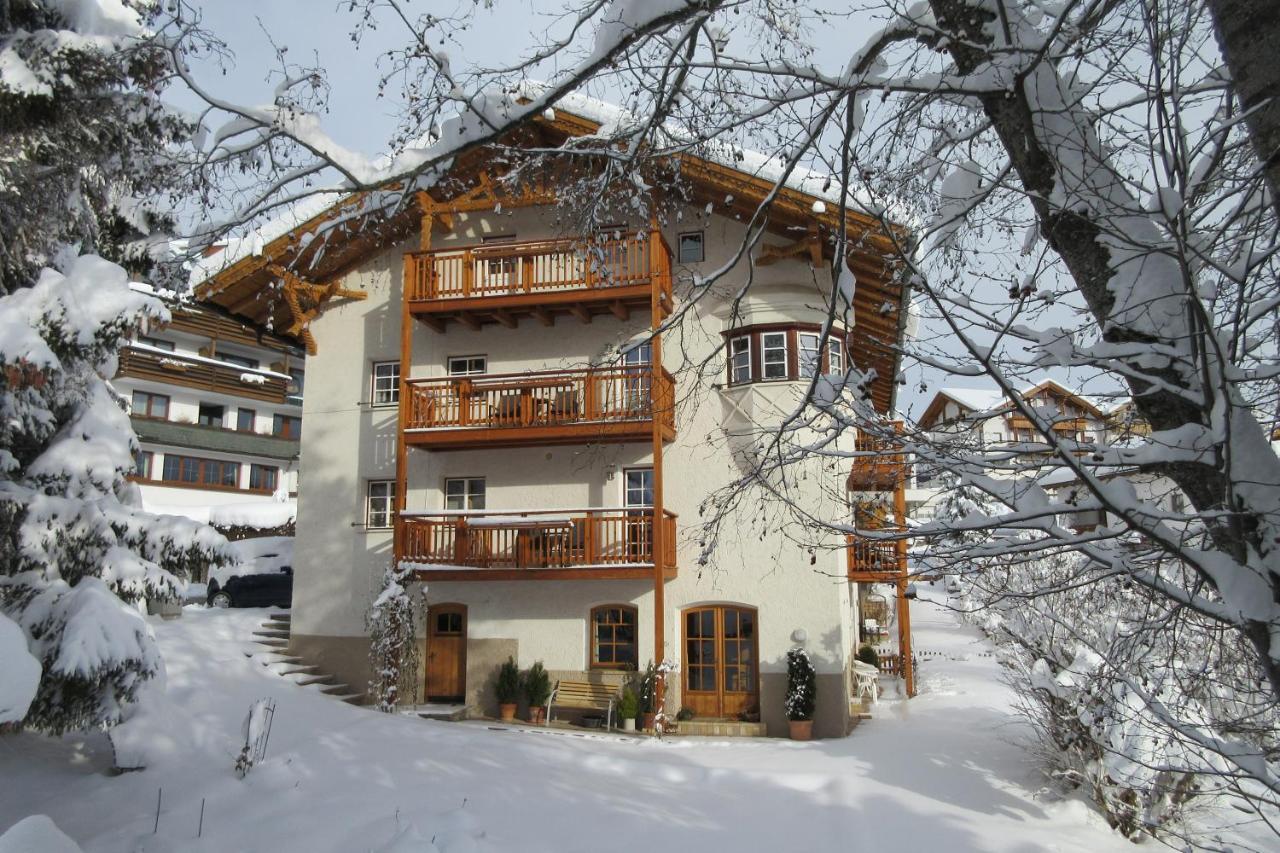 Lili'S Appartements Фис Екстериор снимка
