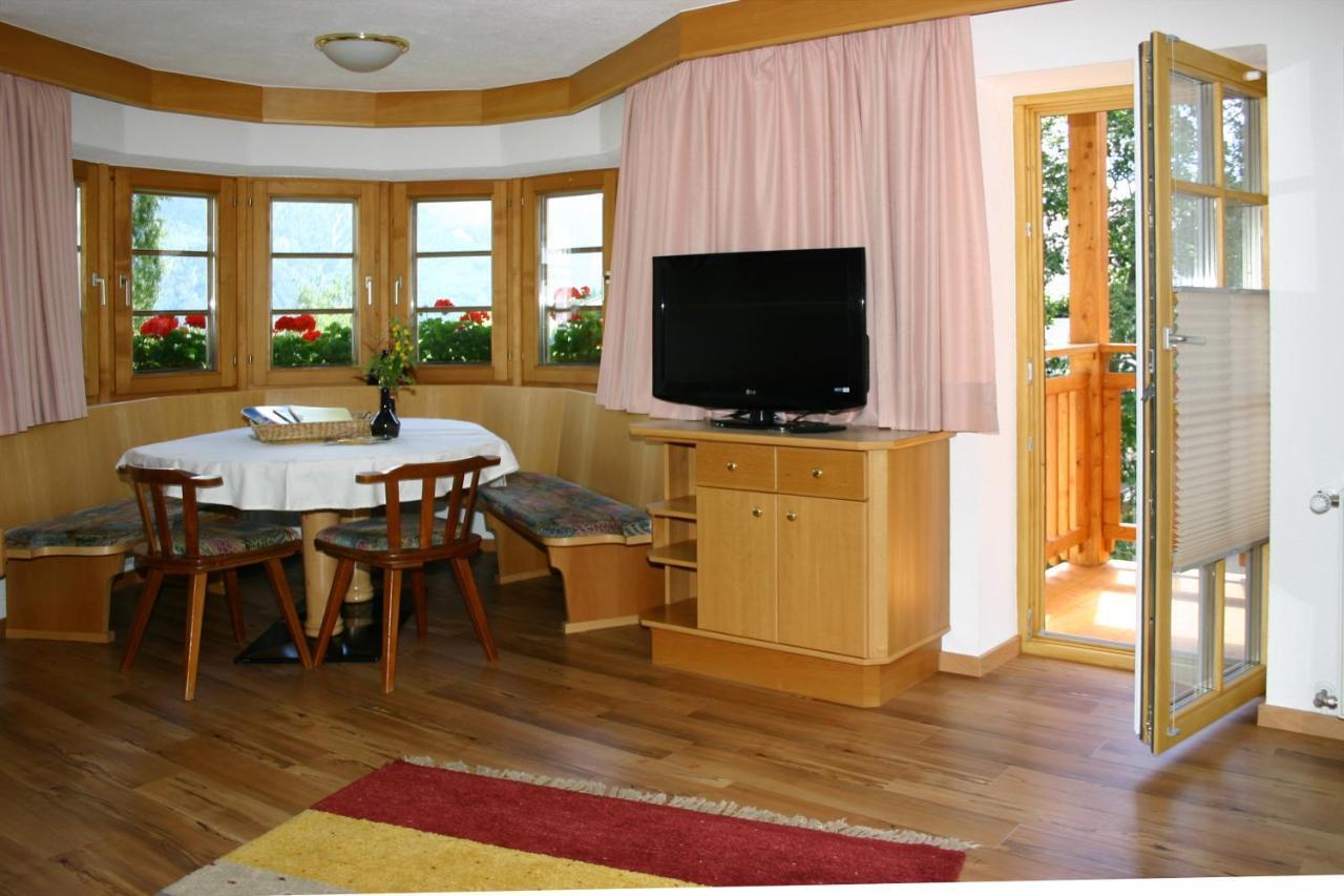 Lili'S Appartements Фис Екстериор снимка